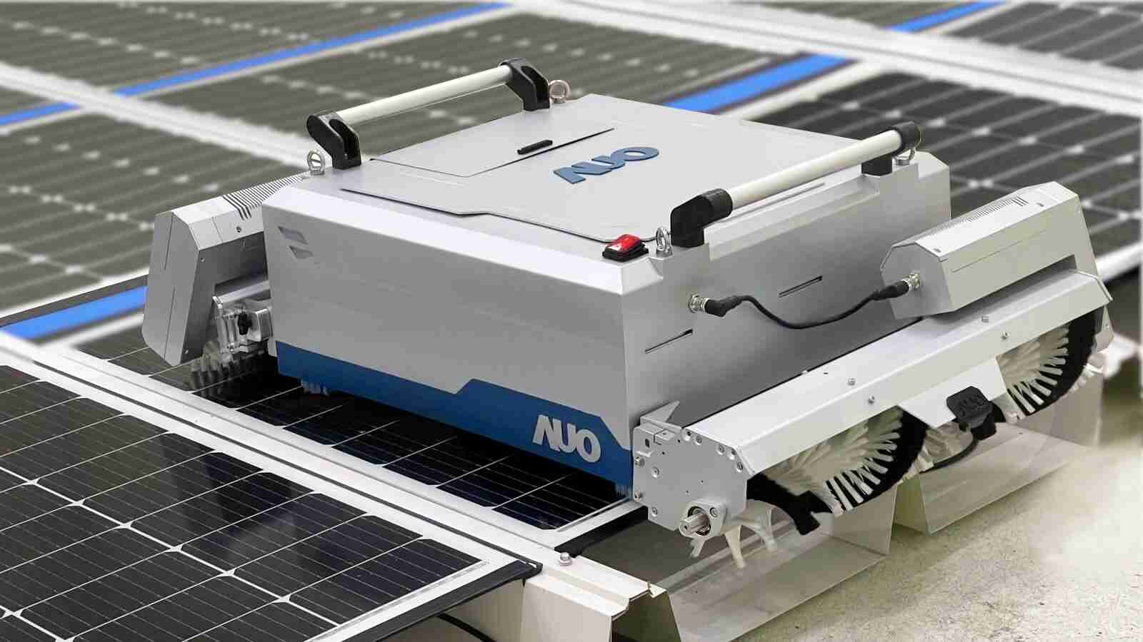 欧陆注册致力EPC场域技术升级，，，导入清洁机器人搭配传感器与AI数据分析，，，，大幅减少维运成本